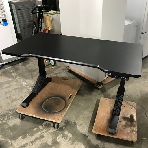 IKEA イケア 自動昇降デスク 昇降幅72~120cm USB給電 電動 ゲーミングデスク PCデスク 24i菊TK