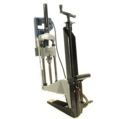 リョービ コミ栓角のみ DM-6C-10 カクノミ 動作品 電動工具 大工道具