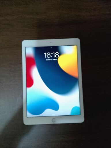 【美品】ipad air2　タブレット