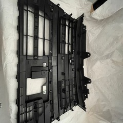 ダイハツ　タントカスタム　フロントグリルロア　純正