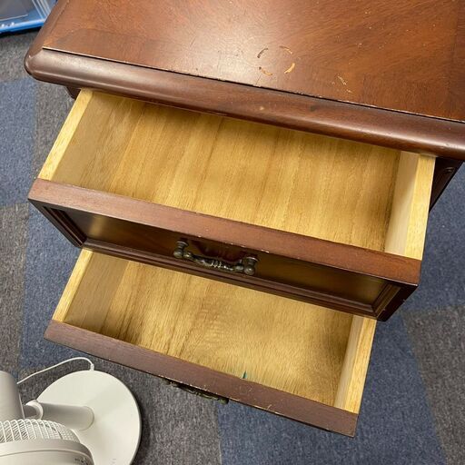 中古品】東海家具 Sri Tokai 5段ウッドチェスト 猫脚 カブリオール 中古品】東海家具 Sri Tokai 5段ウッドチェスト 猫脚 カブリオール