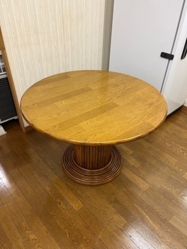 オシャレな丸型テーブル 木製 ダイニングテーブル 円卓 アジアン家具 テーブル