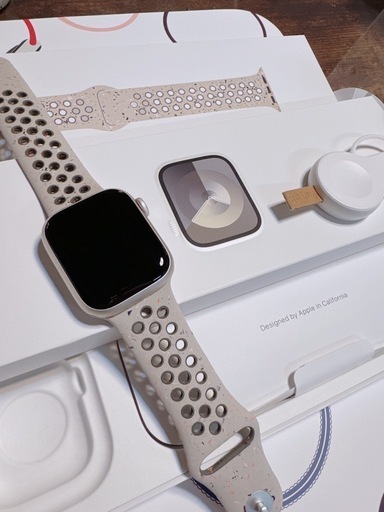 ほぼ新品⭐️Apple Watch Series 9 スポーツバンド