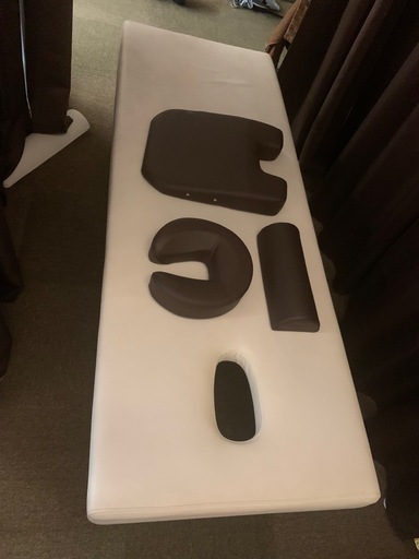 マッサージベッド