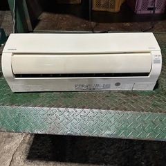日立ルームエアコン　白くまくん　2.2kW 格安で！