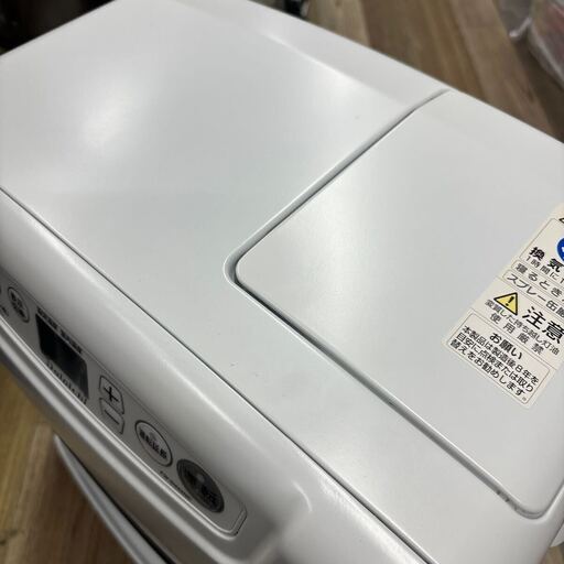 美品 Dainichi ダイニチ 石油ファンヒーター FW-D422NC 2022年製 木造11畳/コンクリート15畳 FW-4222NC