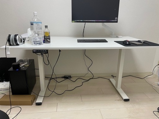 電動デスク　下