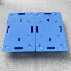 平台車 10台 残り30台程です。