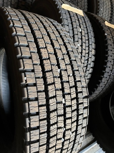 トラック用のタイヤ 245/70R/19.5 たくさんあります！西郷村 アクティ 