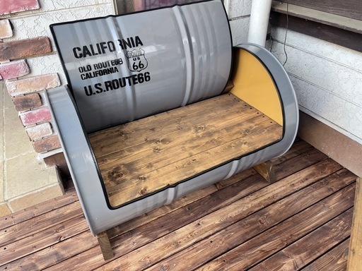 ドラム缶チェアとドラム缶ハーフテーブル
