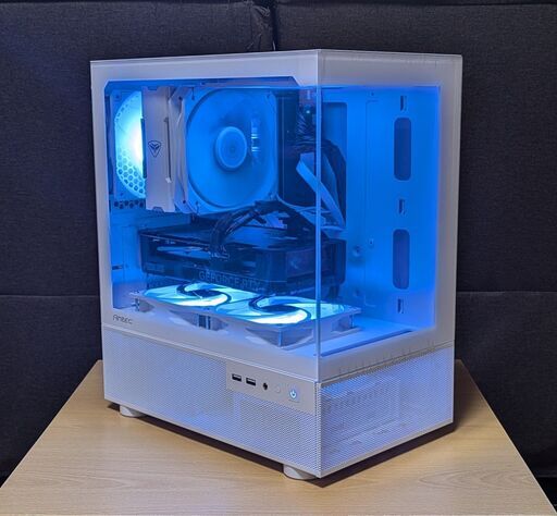 RTX4060＆Intel 10コアCPU搭載　コスパ最高のゲーミングPC