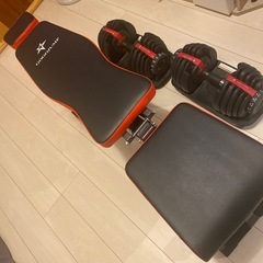 トレーニングベンチ　ダンベル
