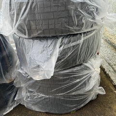 30プリウス純正ホイール スタッドレスタイヤ付き