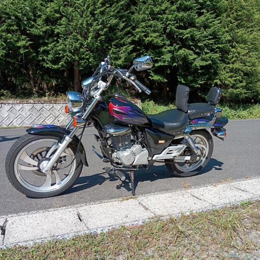 スズキ　GZ150