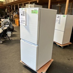 137 冷蔵庫　2022年式　152ℓ シャープ