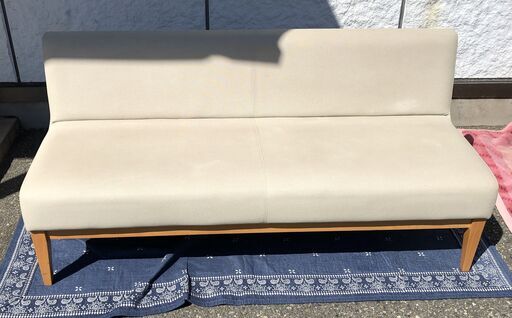 JM19090K パブリック 2人掛けソファー \u003c幅：約150cm 奥行：約58cm 高さ：約70cm\u003e 中古品【取りに来られる方限定】