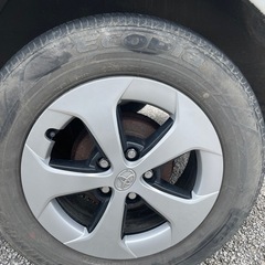 30プリウス　後期純正ホイール