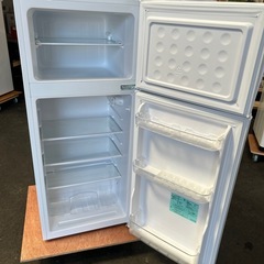 144 冷蔵庫　2023年式　130ℓ ハイアール