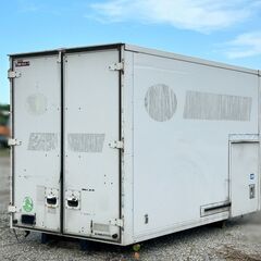 外寸長さ362m・保冷コンテナ・仕切り有り・横ドア・二部屋荷箱●作業場.キャップ場.備蓄庫.ガレージ.改造.ワークスペース●福岡発近県配送