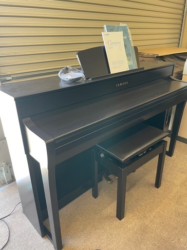 中古美品YAMAHA  CLP-735R 20年製　高低調整可能椅子付き
