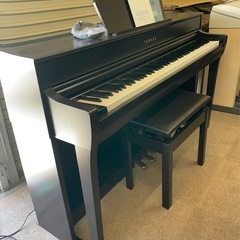 中古美品YAMAHA  CLP-735R 20年製　高低調整可能椅子付き