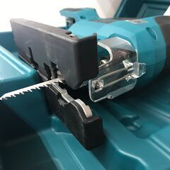 ✨マキタ　中古美品　JV184D　充電式ジグソー　付属品付き✨うるま市田場✨