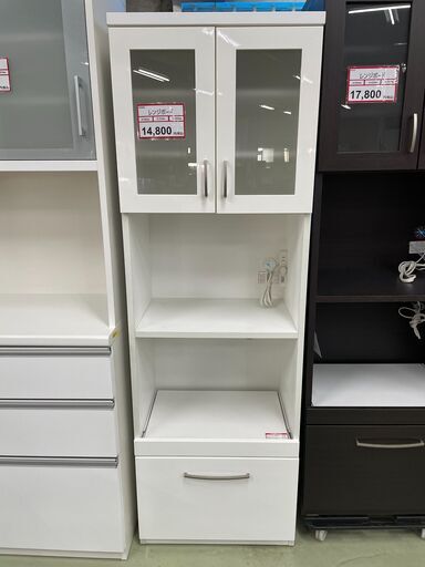 家具探すなら「リサイクルR」❕レンジボード❕キッチン収納❕ ゲート付き軽トラ”無料貸出❕購入後取り置きにも対応 ❕R5085