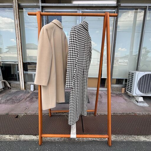 ハンガーラック 木製 スリム 折りたたみ おしゃれ コートハンガー 玄関 省スペース 北欧 アンティーク 洋服掛け 折り畳み フォールディング シンプル 木 一人暮らし 新生活 天然木