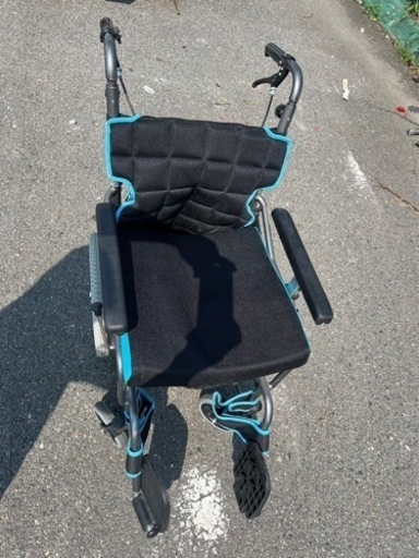 中古 介助式車椅子「KM16-40SB-M」（カワムラサイクル／多機能タイプ）