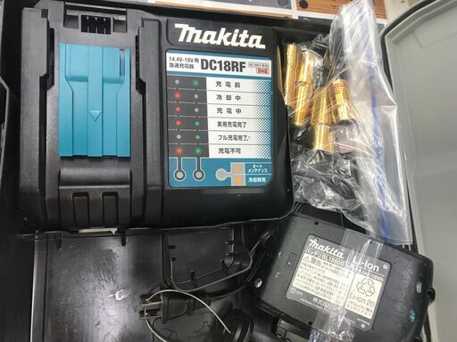 ✨マキタ　中古美品　TD173DRGX　インパクトドライバ　充電器/ﾊﾞｯﾃﾘｰ×2/ソケット４個付き✨うるま市田場✨