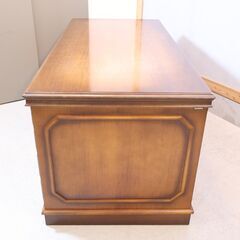 Karimoku(カリモク家具)の人気シリーズCOLONIAL(コロニアル)の両
