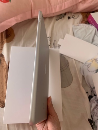 iPad第9世代Wi-Fiモデル 64GB 10.2イン チバッテリー100% Apple iPad 10.9