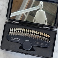 サロン用品一式をお譲りします！シャリオン製　LED セルフホワイトニング機器  