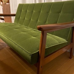 カリモク60の2.5人掛けソファ/Kチェアモケットグリーン