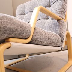TENDO(天童木工) Bruno Mathsson(ブルーノ・マットソン) マルガリータ イージーチェア/アーム付。日本人に合うようにデザインされた包み込まれるような座り心地のパーソナルチェア♪