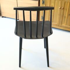 HAY(ヘイ)J77チェア。1960年代にデザインされたデンマークの名作椅子「J77」を復刻させた再生産モデルです。北欧家具らしいシンプルなデザインのダイニングチェア。デンマークの名作椅子を是非。 HAY(ヘイ)J77チェア。1960年代にデザインされたデンマークの名作椅子