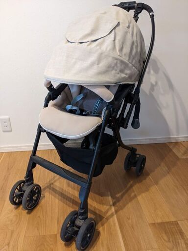 COMBIメチャカルハンディオート4キャス