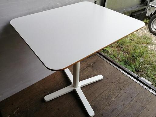【配達無料】[美品]IKEA ビルスタ　カフェテーブル　ホワイト　長方形