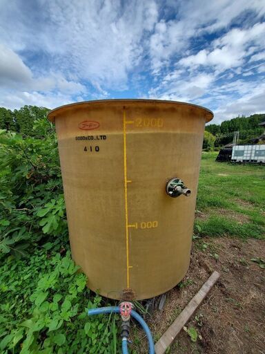 一度だけ値下げ。貯水槽｡２トン。2000リットル｡