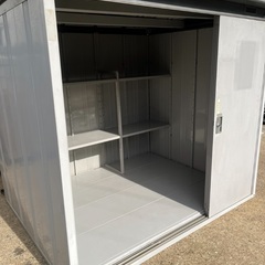 イナバ 物置き MBW-40 横約232cm 奥行き200cm