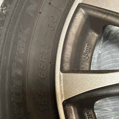 155/65R13 730 のスタッドレスタイヤ ホイール付き4本セットです。