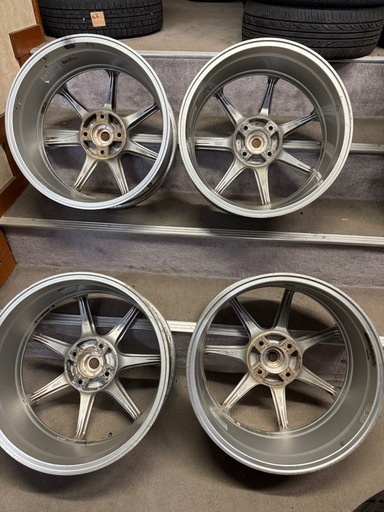 希少】Model7アルミホイール4本 ヨコハマ AVS model7 18インチ