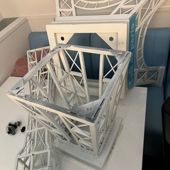 引き取り・期間限定　特大エッフェル塔　2メートル　
ホワイト　ピンクあり