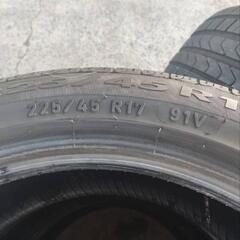 PIRELLI 225/45R17ランフラットタイヤ2本