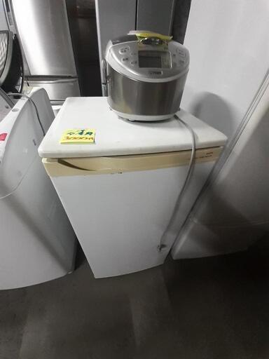 【中古実働品】小型冷凍庫