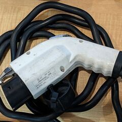 三菱純正　１００V充電ケーブル