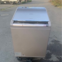 アース万代店　★日立 11kg［［温水］ナイアガラビート洗浄!!］お手入れもラクラク！洗濯乾燥機【BW-D11XWV-N