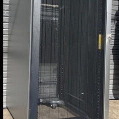 HP 10622 G2 サーバーラック 鍵付き キャスター付き　ラック