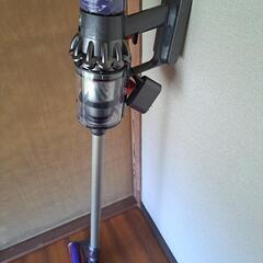 ダイソンコードレス掃除機1式　SV12 　54分稼働　保証付き