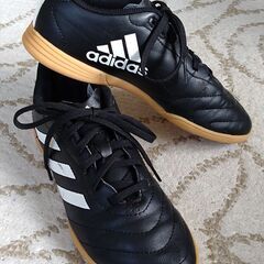 adidas ☆ フットサルシューズ 22cm